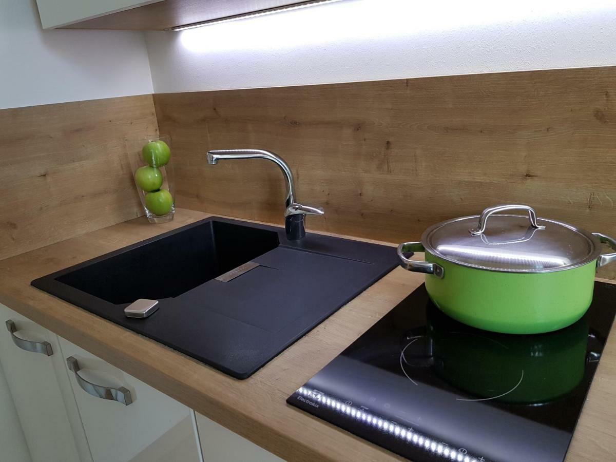 Apartment Nena With Private Free Parking Опатия Экстерьер фото